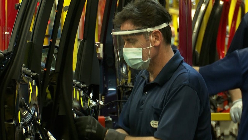 Ford ya produce vehículos en tres países